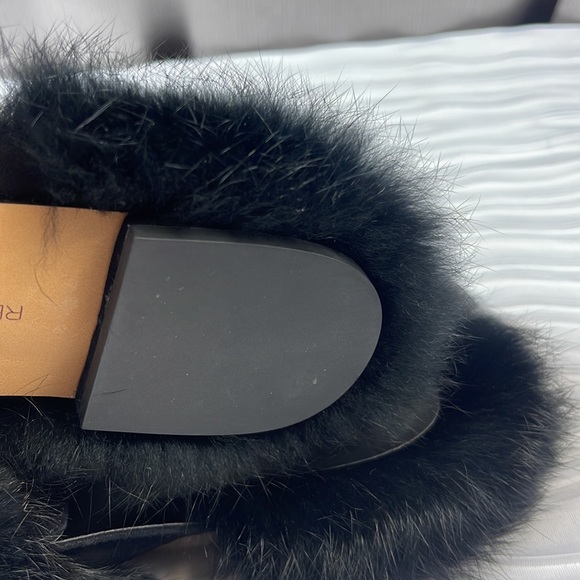 Rebecca Minkoff Rafferty Mules with fur. Black kid suede/ Rabbit Fur. Size 7.5 M - Picture 8 of 9